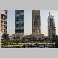 43629 13 048 Dhaufahrt durch Dubai Marina, Dubai, Arabische Emirate 2021.jpg